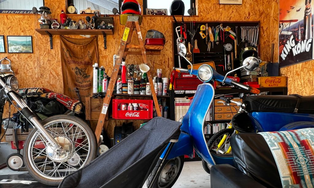 趣味のバイクと暮らす平屋のガレージハウス 写真